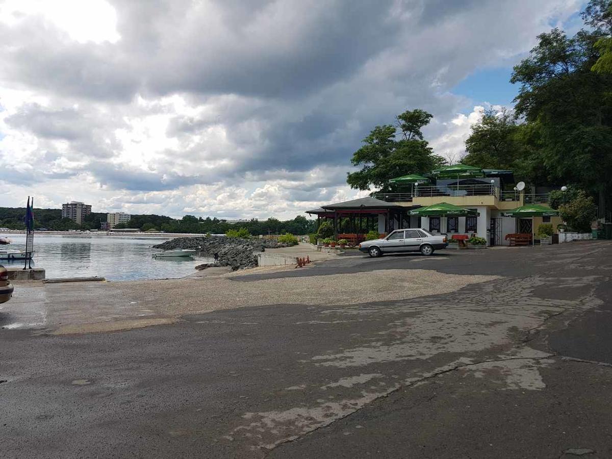 Villa Salena Primorsko Exteriör bild