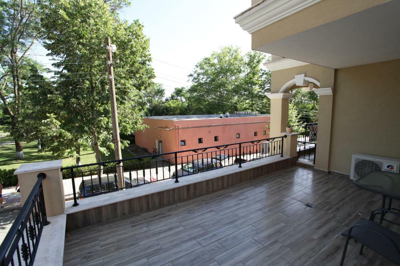 Villa Salena Primorsko Exteriör bild